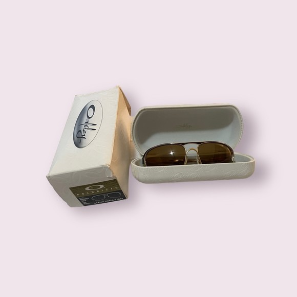 Oakley Sunglasses Cover Story 004042-02 Brown Gold Wrap Frames with Brown Lenses - Picture 9 of 10